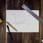 ETF : diversifiez vos investissements avec des frais réduits. Comprenez leur fonctionnement et apprenez à investir efficacement.
